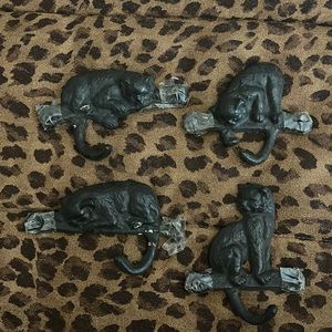 Set of 4 Cast Iron Cat Wall Hooks